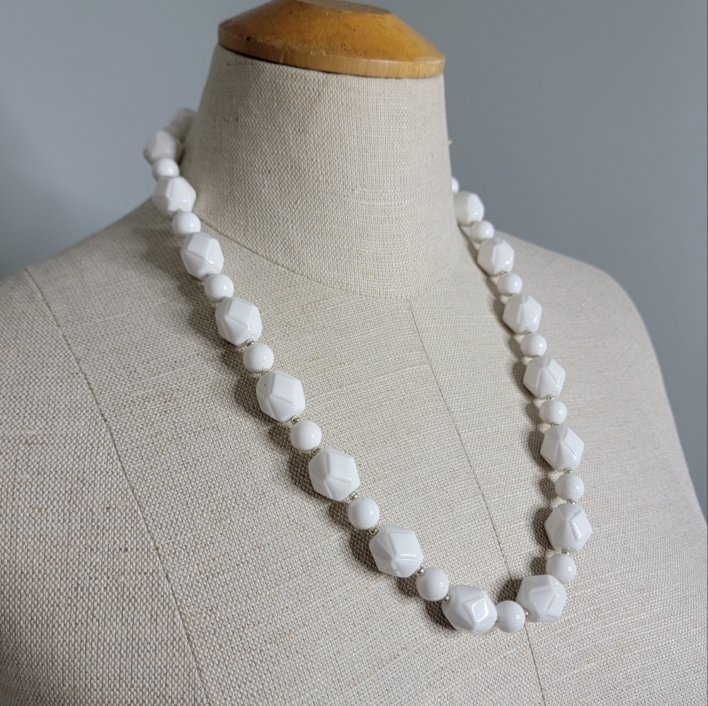 Chunky White Vintage Necklace with Clasp